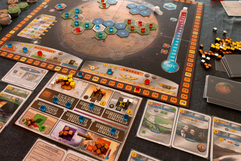 Terraforming Mars con ciudades, océanos y vegetación. Fotografía de referencia